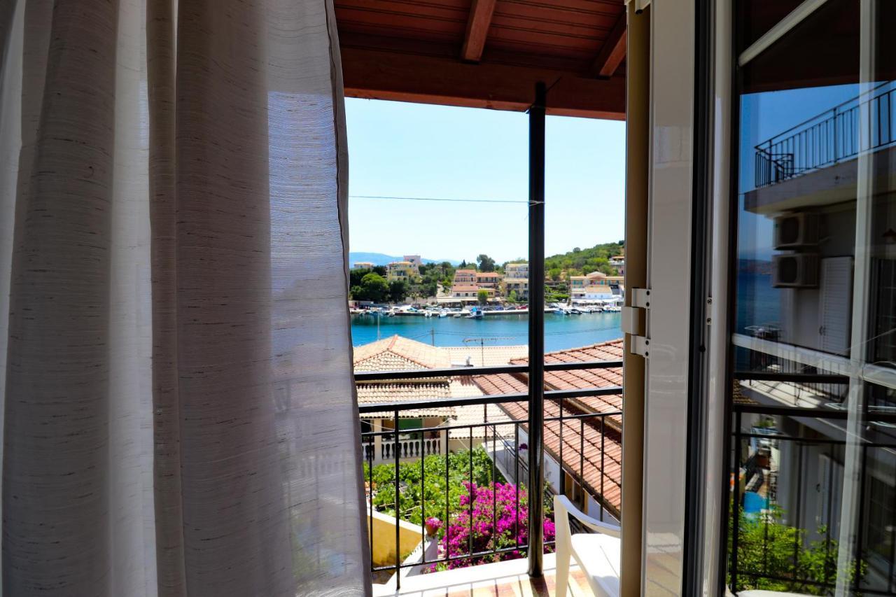 Antigone Apartments Kassiopi Exterior photo