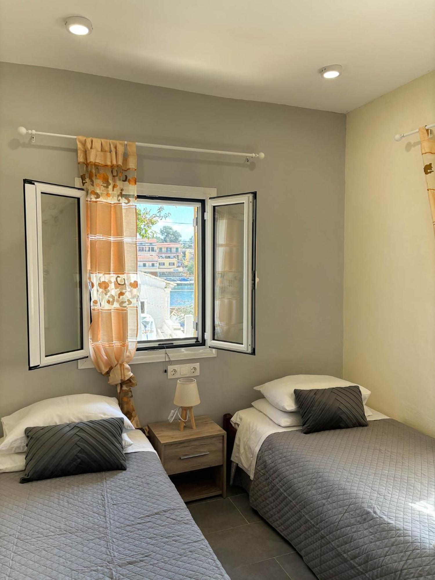 Antigone Apartments Kassiopi Exterior photo